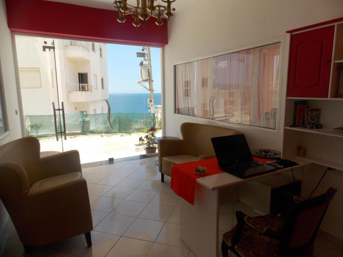 Damian Saranda Hotel ภายนอก รูปภาพ