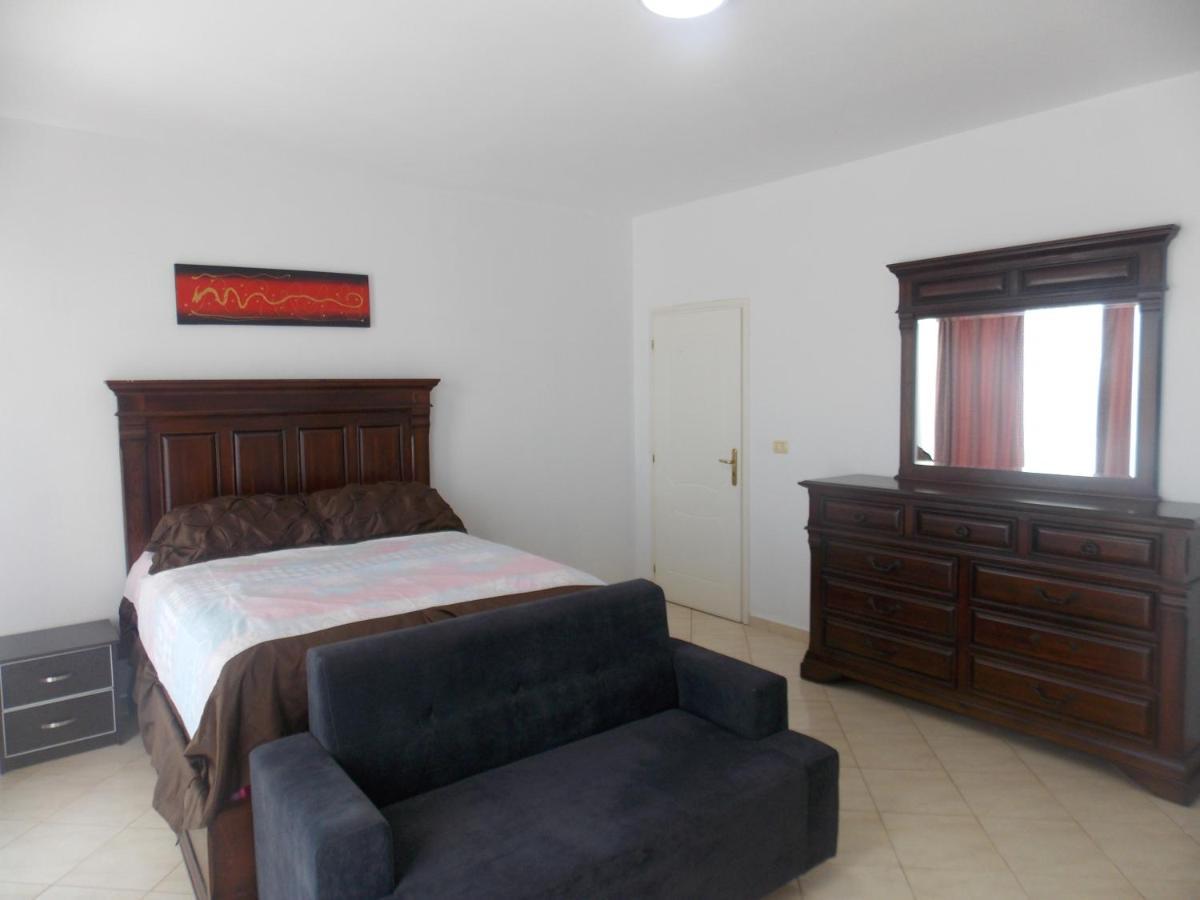 Damian Saranda Hotel ภายนอก รูปภาพ