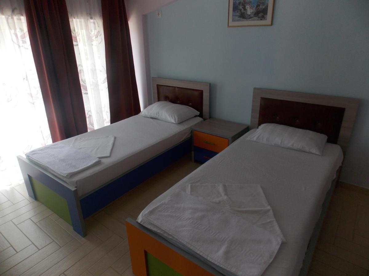 Damian Saranda Hotel ภายนอก รูปภาพ