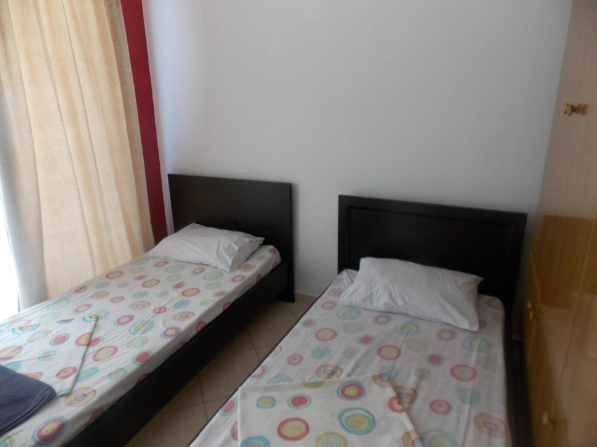 Damian Saranda Hotel ภายนอก รูปภาพ