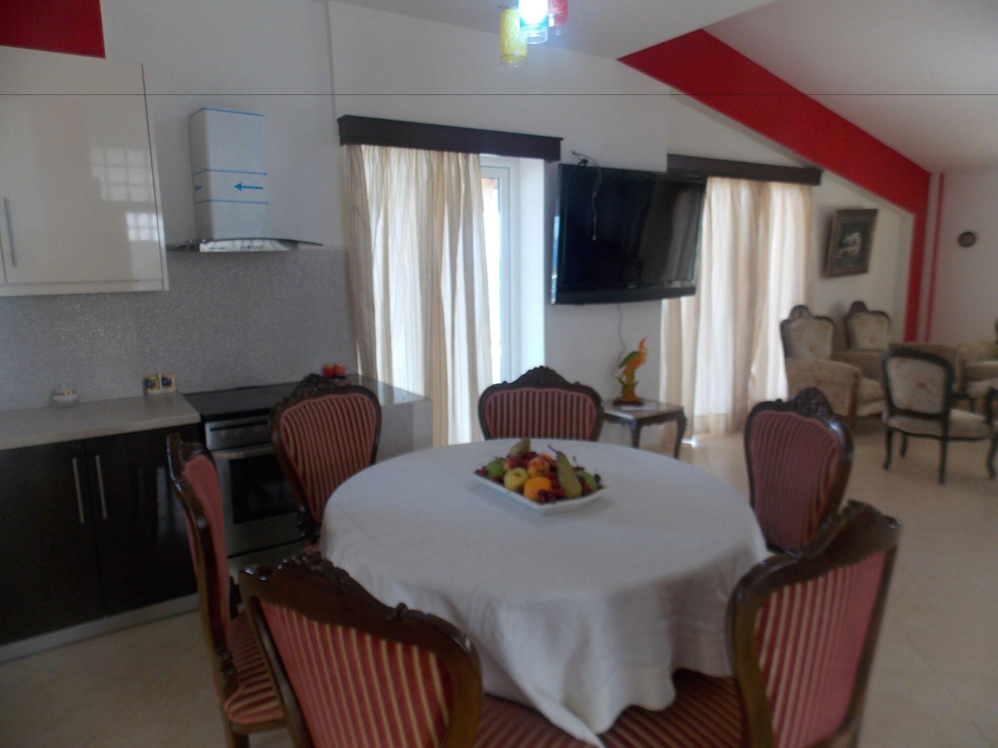 Damian Saranda Hotel ภายนอก รูปภาพ